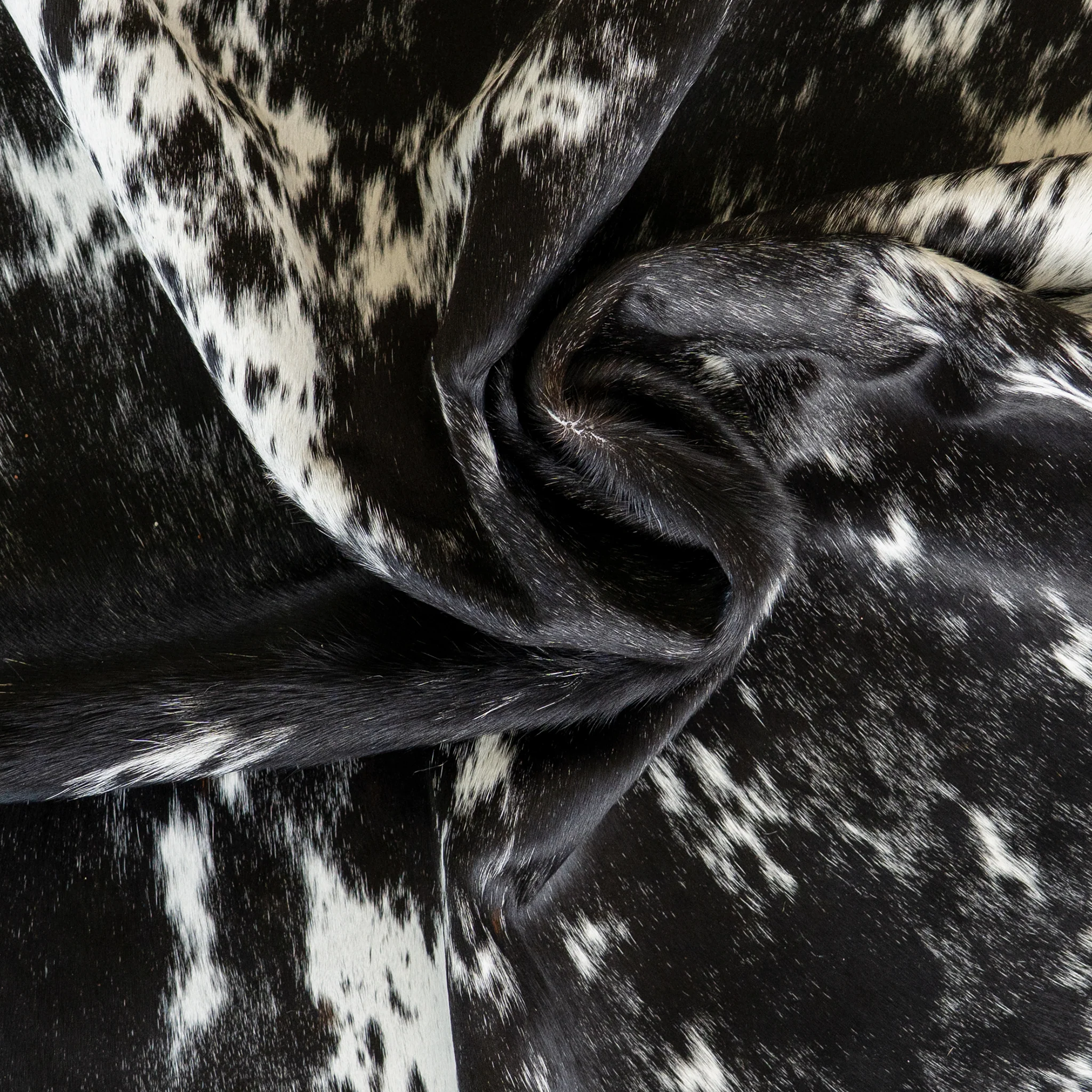 Black Salt and Pepper Cowhide Rug - Image 10