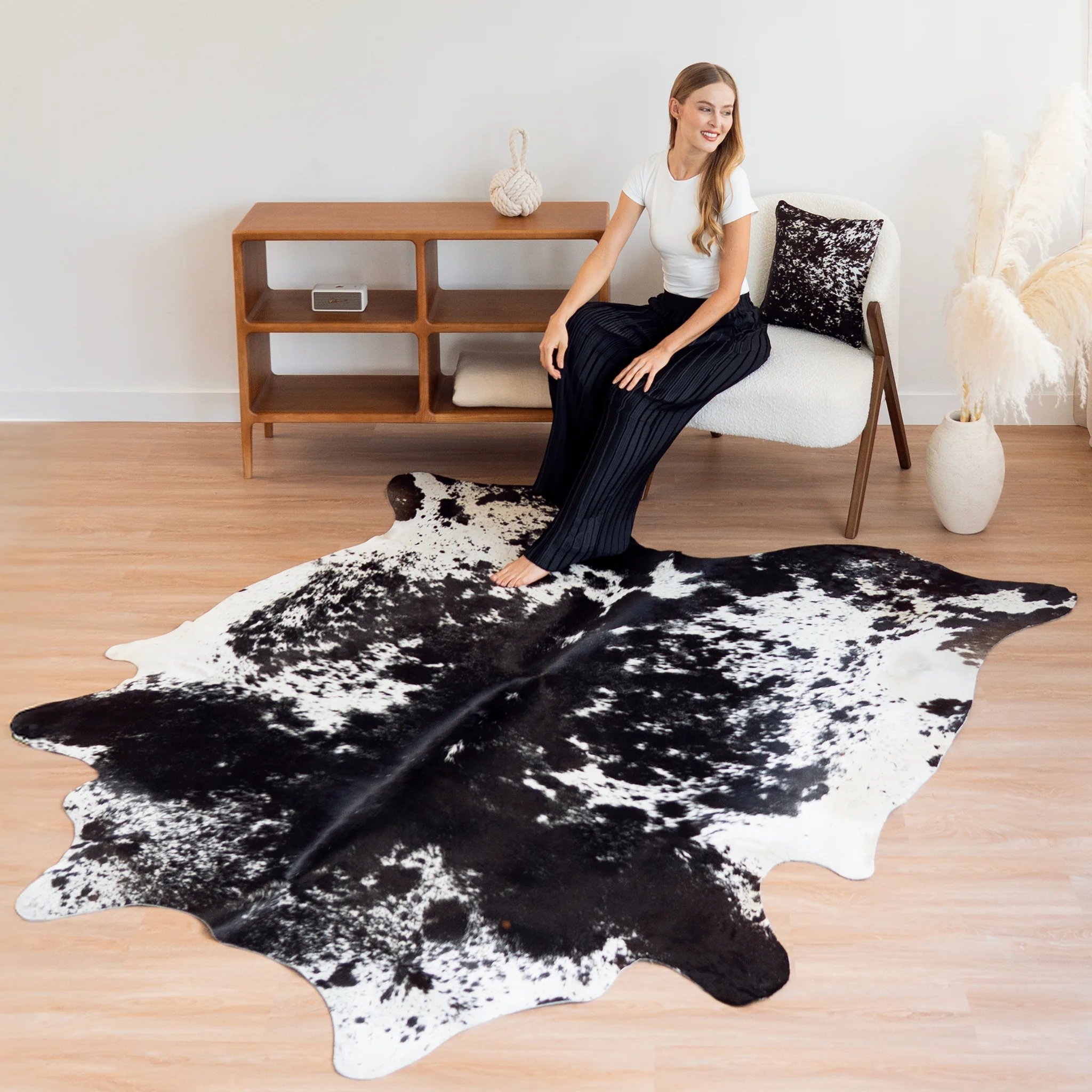 Black Salt and Pepper Cowhide Rug - Image 4