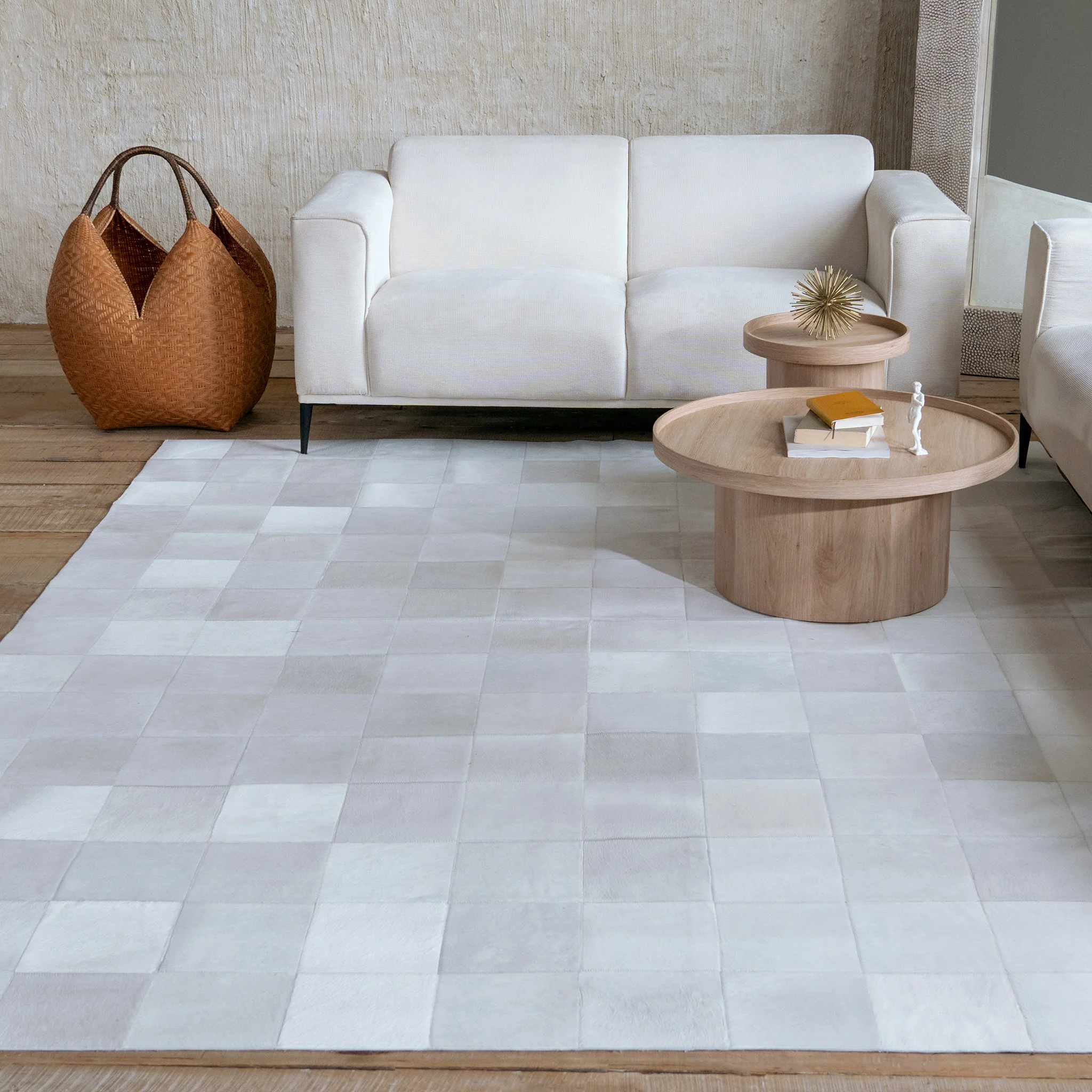 Rhodes White Cowhide Rug - Image 4